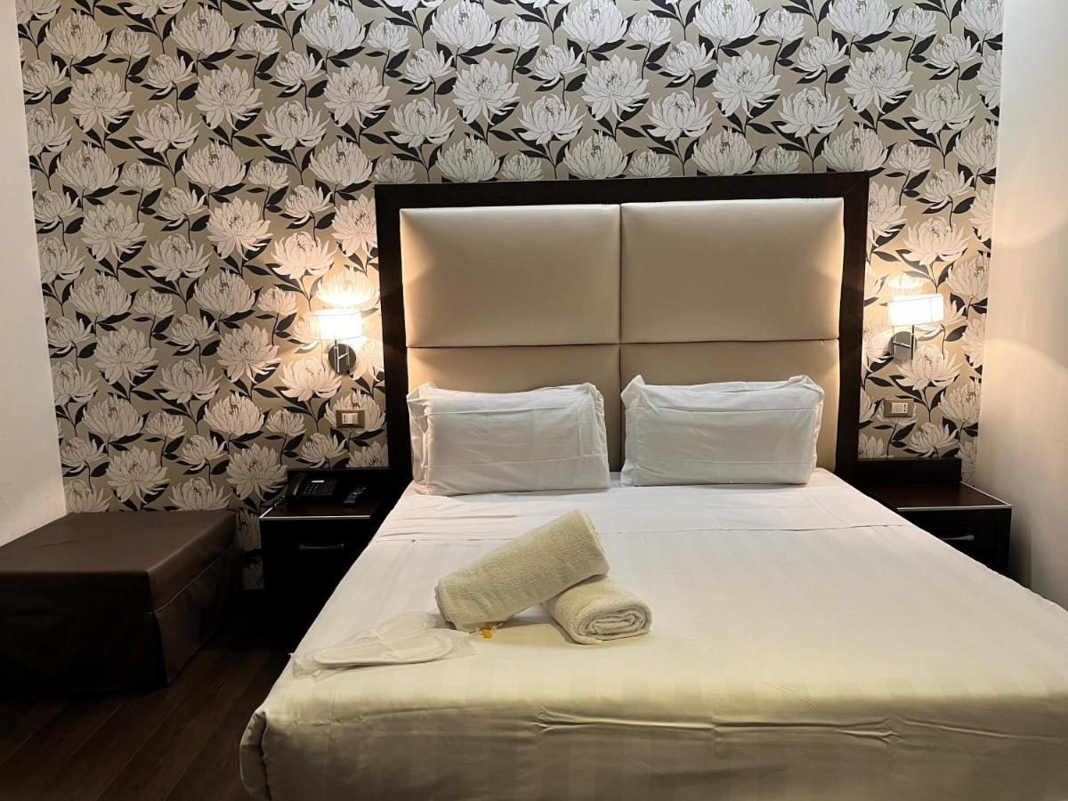 Catone District Hotel Rome Bagian luar foto