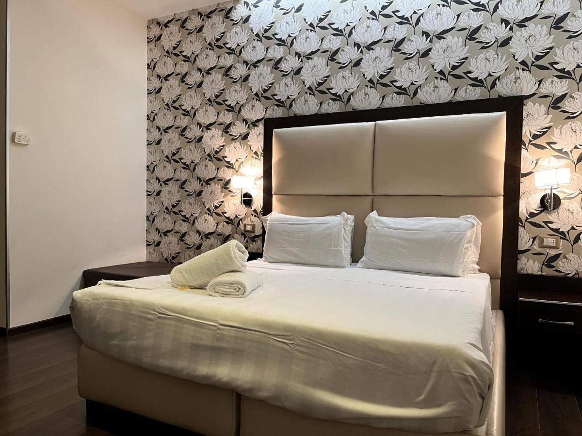 Catone District Hotel Rome Bagian luar foto