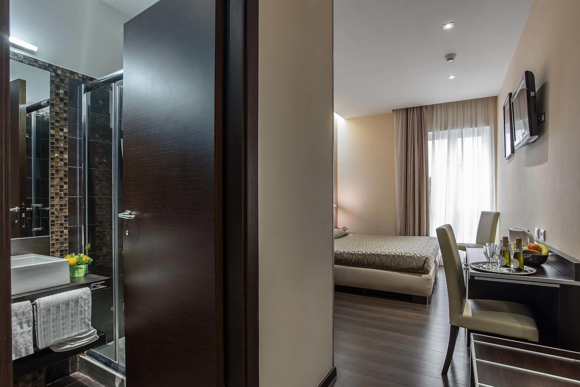 Catone District Hotel Rome Bagian luar foto