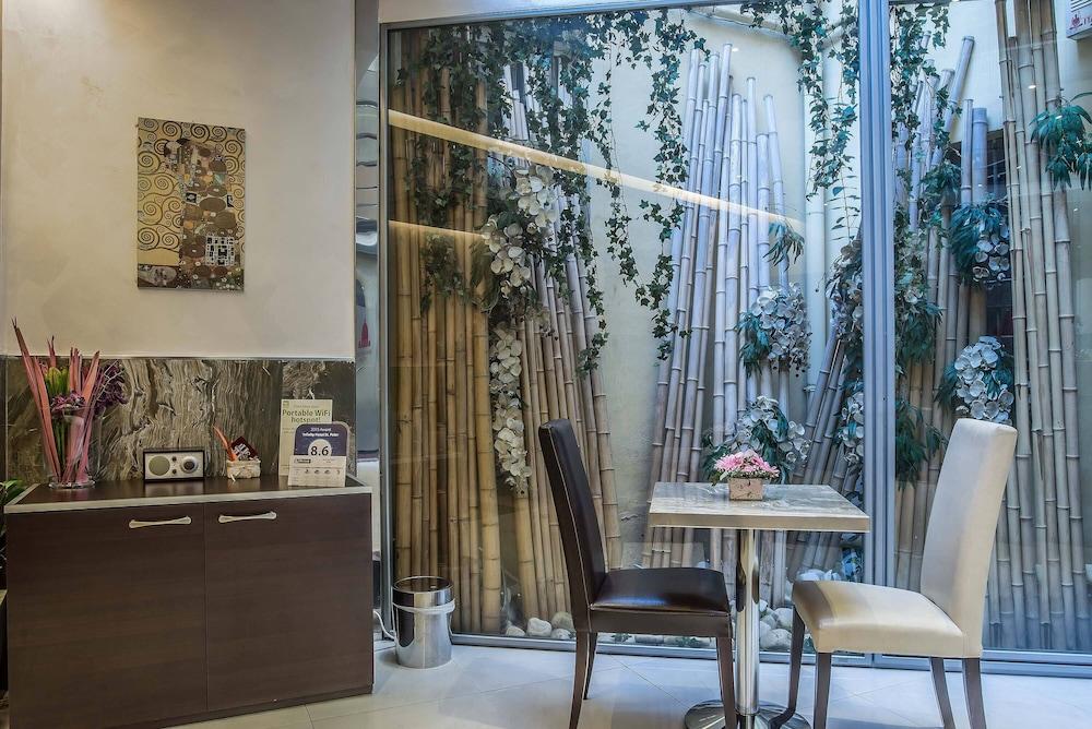 Catone District Hotel Rome Bagian luar foto