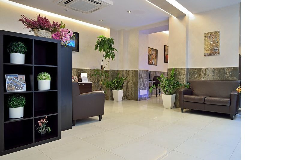 Catone District Hotel Rome Bagian luar foto